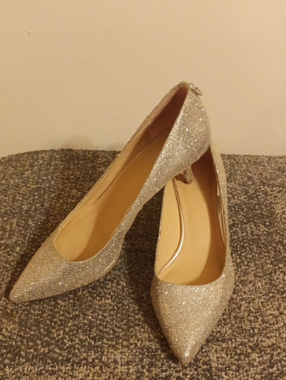 Michael kors Sparkling Silver Alina Pointed-Toe Women's Flex Pumps Size 8